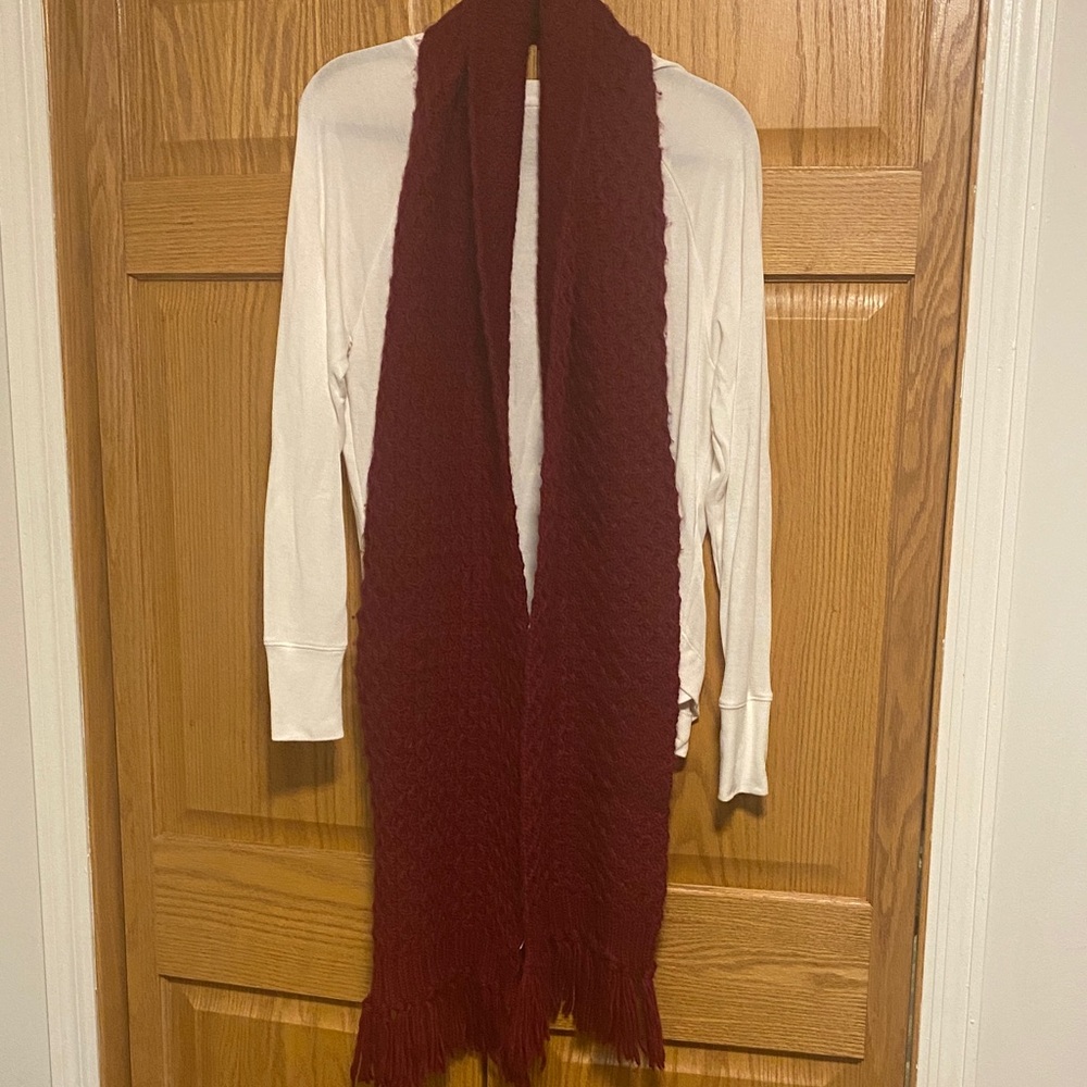 Lole Burgundy Knit Scarf